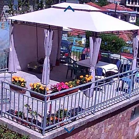 Къща за Гости Вила Флора Kruševo Екстериор снимка